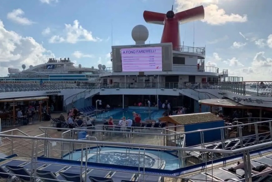 Мистерия на борда на Carnival Cruise