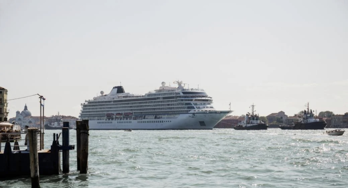 Барселона затваря центъра на града за круизни кораби : Cruise News